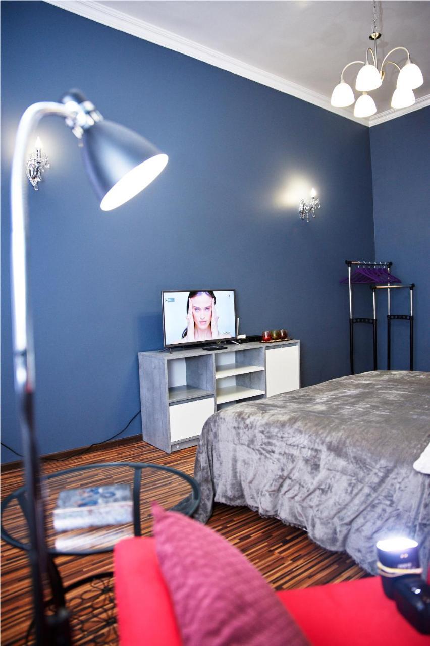 Designer Apartment In The Center Lviv Exterior foto